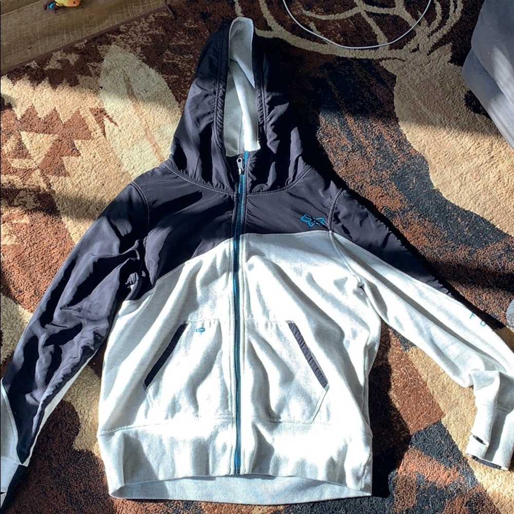 Women’s Fox Zip Up